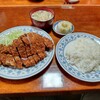 とんかつや - 料理写真:特大とんかつ定食