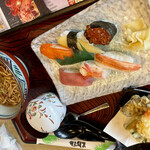 Washoku Restaurant Tonden Atsubetsu Ten - さざんか