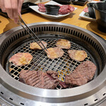 Shiawase no Yakiniku All you can eat Kamimura Bokujou Fuchu Ten - 