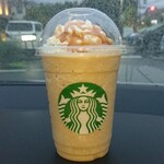 スターバックス・コーヒー - キャラメル フラペチーノ（照明あり）