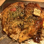 Hiroshima Okonomiyaki Teppan Sakaba Yakitora - 