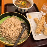 山田うどん - 奥さま発注 肉つけ汁そばとちくわ天