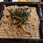 Yabu Kyu - 大盛の蕎麦は三段重ね