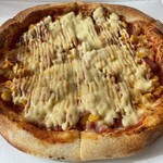 Pizza Carbo Tendo Higashi Ga Ten - ベーコンとたっぷりマヨコーンのピザ