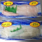 つがる市農産物直売所 じょっぱりの里 - 料理写真:サカイ商店の刺身（ウマヅラハギとヤリイカ）