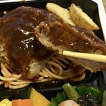 プレッセ - ハンバーグ＆オムライス弁当648円