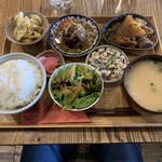 城下公会堂 - 2種盛りランチ【2021.11】