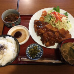 Port - トンカツ定食