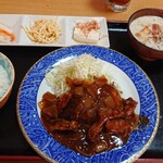 くっきんぐ - 料理写真:日替わり定食(ハンバーグ)