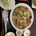 Tianjin Duck Ootemachifinansharushitigurankyubuten - あんかけ焼きそばセット