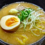 Hama Zushi Shinsayamaten - 濃厚とありますが、クリーミーの方が正しいかと。スープ代わりとしてはありかもですが・・・