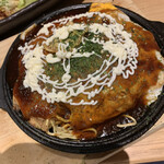 Hiroshima Okonomiyaki Teppan Sakaba Yakitora - 