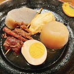 Oden Marukome - 左上から時計回りに、こんにゃく、生姜天、大根、卵、牛すじ