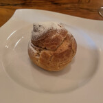 Bistro Le Ballon - ミックスベリーのシュークリーム