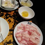 牛角 - バラ肉ネギ添え