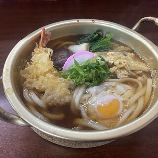 All-you-can-drink course where you can enjoy Osaka's Local Cuisine" Udon-suki"