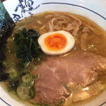 Yokohama Ya Yotsukaido Ten - 麺硬め、脂少なめ、濃さ普通