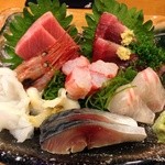 Sushi Dokoro Kan - マスターのお任せ刺し盛り。素材がいい！包丁の腕がいい！