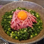 焼肉名匠 山牛 - ◆「山形牛ユッケ丼」