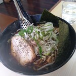 ラーメン専門店 くろべぇ - くろらーめん