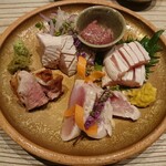 Meshi to Sake Kuchinashi - 鶏刺し