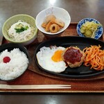 喫茶リスボン - ハンバーグ定食（600円）