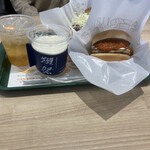 Mos Burger Miyoshi Gaoka Ekimae Ten - 