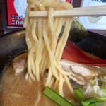 仙台とんこつラーメン 一番堂 - 太麺を選択