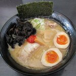 雪家 八彩 - 雪家 豚兵衛 「豚兵衛ラーメン＋味玉＋キクラゲ」