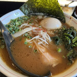 SHOWTIME Ramen - 豚骨醤油（850円）＋味玉（100円）