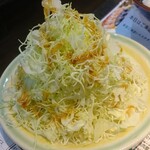 Amiyaki Tei Fuso Ten - 山盛りキャベツ、ごま油と、お醤油が、たっぷり！！(。>д<)