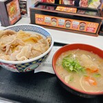 Yoshinoya Moriguchi Ten - 豚丼＆豚汁