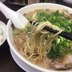 Rairai Tei Motoyama Ten - 麺はバリカタ細麺