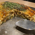 Hiroshima Okonomiyaki Teppan Sakaba Yakitora - 