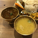 Kathmandu Spice Mart & Momo House - カレーはマトンカレー。