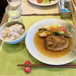 Vegifuru Dining Sakai - 野菜たっぷりハンバーグ　和風オニオンソース　1320円