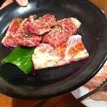 元氣七輪焼肉 牛繁 - 上かルビ