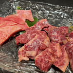 Wagyu Yakiniku Isshin - 上ロース、ハラミ