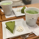 nana's green tea Machida Tokyu Tsuinz Ten - 『抹茶チーズケーキ』
                      『抹茶ラテ(HOT)』