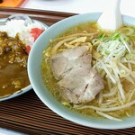 Shokujidokoro Sanpei - 味噌ラーメン＆半カレーセット【Jan.2022】