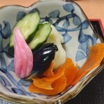 Jutoku An Chuo Ten - 鰻重香の物