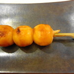 Oiwake Dango Honpo Shinjuku Hon Ten - 生醤油