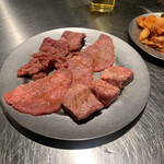 Counter Yakiniku Senmon Yakiniku Oonishi Takadanobaba Ten - 