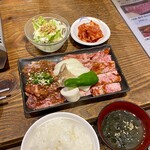 Tachi Yakiniku Hitori - 