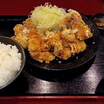 Chuka Shokudo Yoshidaya ShinOomae Ten - 油淋鶏定食スペシャル