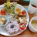 ハーブカフェ 鈴廼園 - ハーブプレートランチ