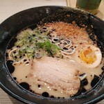 Hama Zushi Izumiotsu Matsunohama Ten - 黒マー油とんこつラーメン