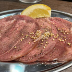 Showa Yakiniku Horumon Meieki Honten - 