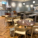 gelato pique cafe bio concept Omotesando Hiruzu Ten - 