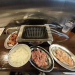 Taishu Horumon Yakiniku Kemuriki Handa Ten - 